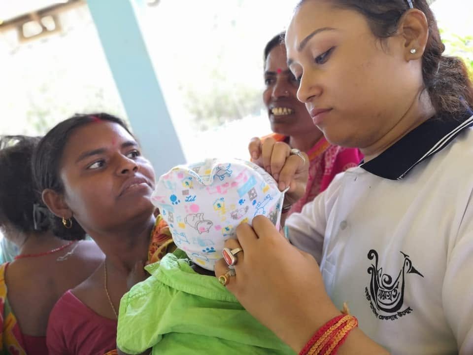 Gosaba Bali Dwip Widow Village Cloth Distribution, 2019, photo 5