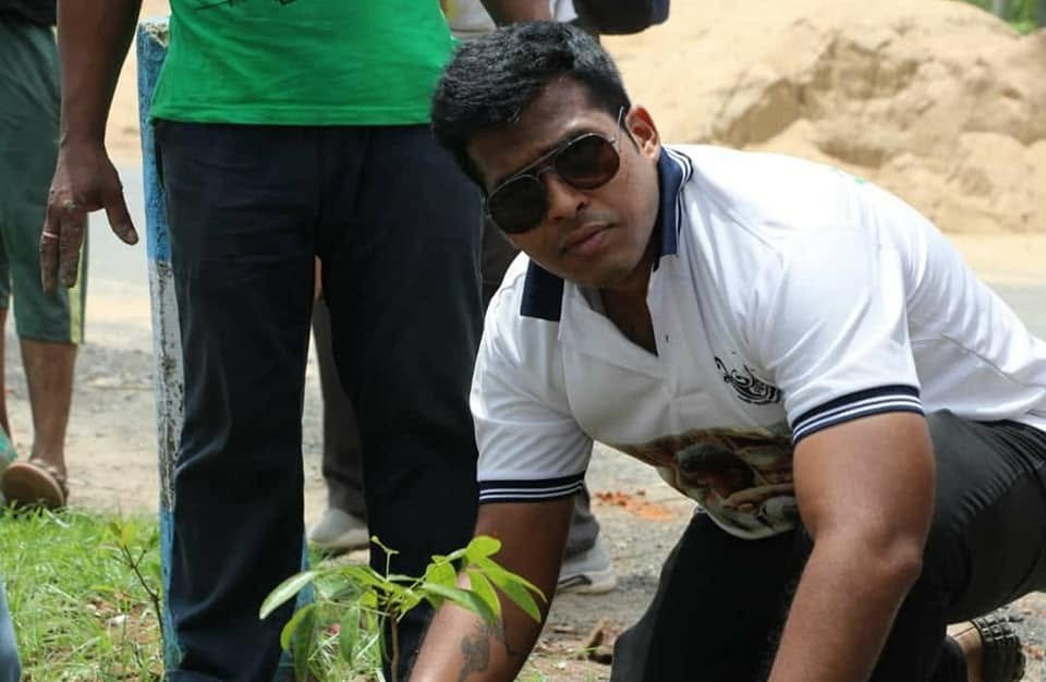 Distribution At Nandakumarpur After Flood, 2020, photo 1