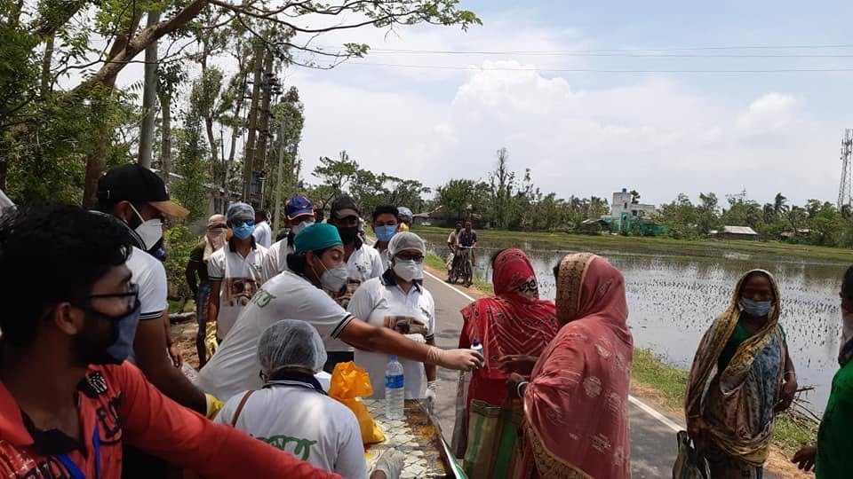 Distribution At Nandakumarpur After Flood, 2020, photo 17