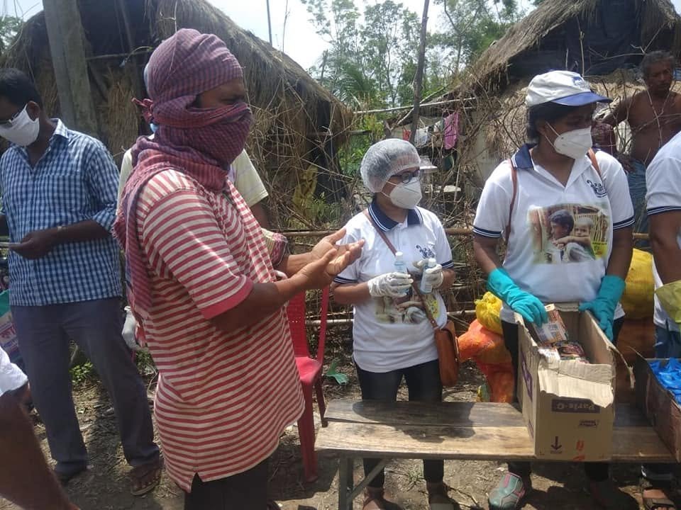 Distribution At Nandakumarpur After Flood, 2020, photo 24