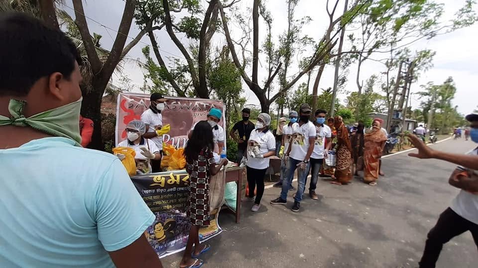 Distribution At Nandakumarpur After Flood, 2020, photo 15
