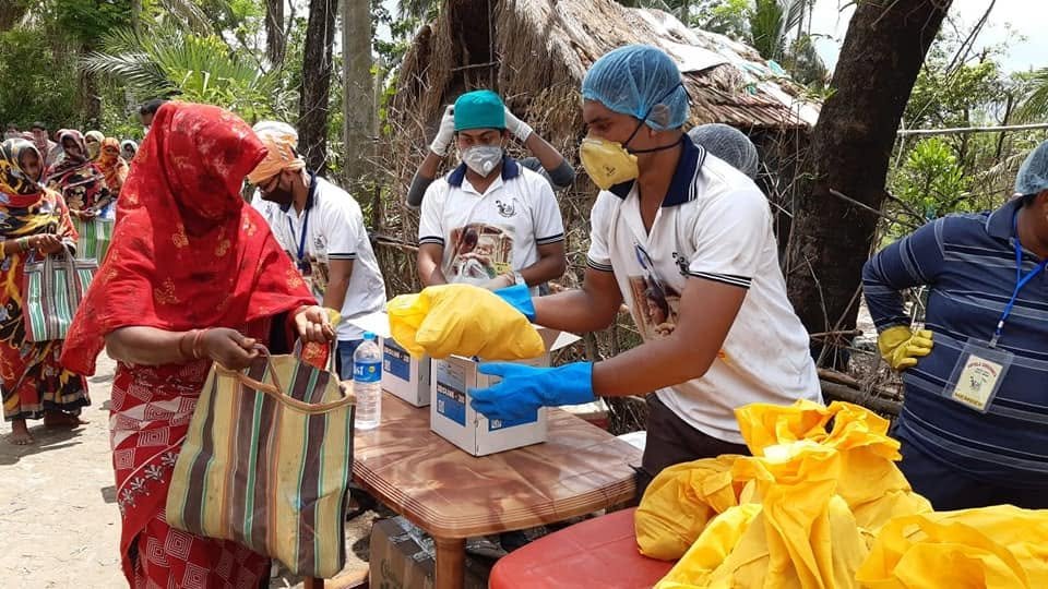 Distribution At Nandakumarpur After Flood, 2020, photo 13